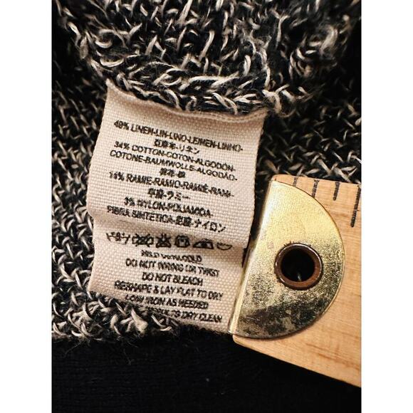 EUC Free People Oversized Black White 3/4 Sleeve Crop Sweater XS - Picture 6 of 7